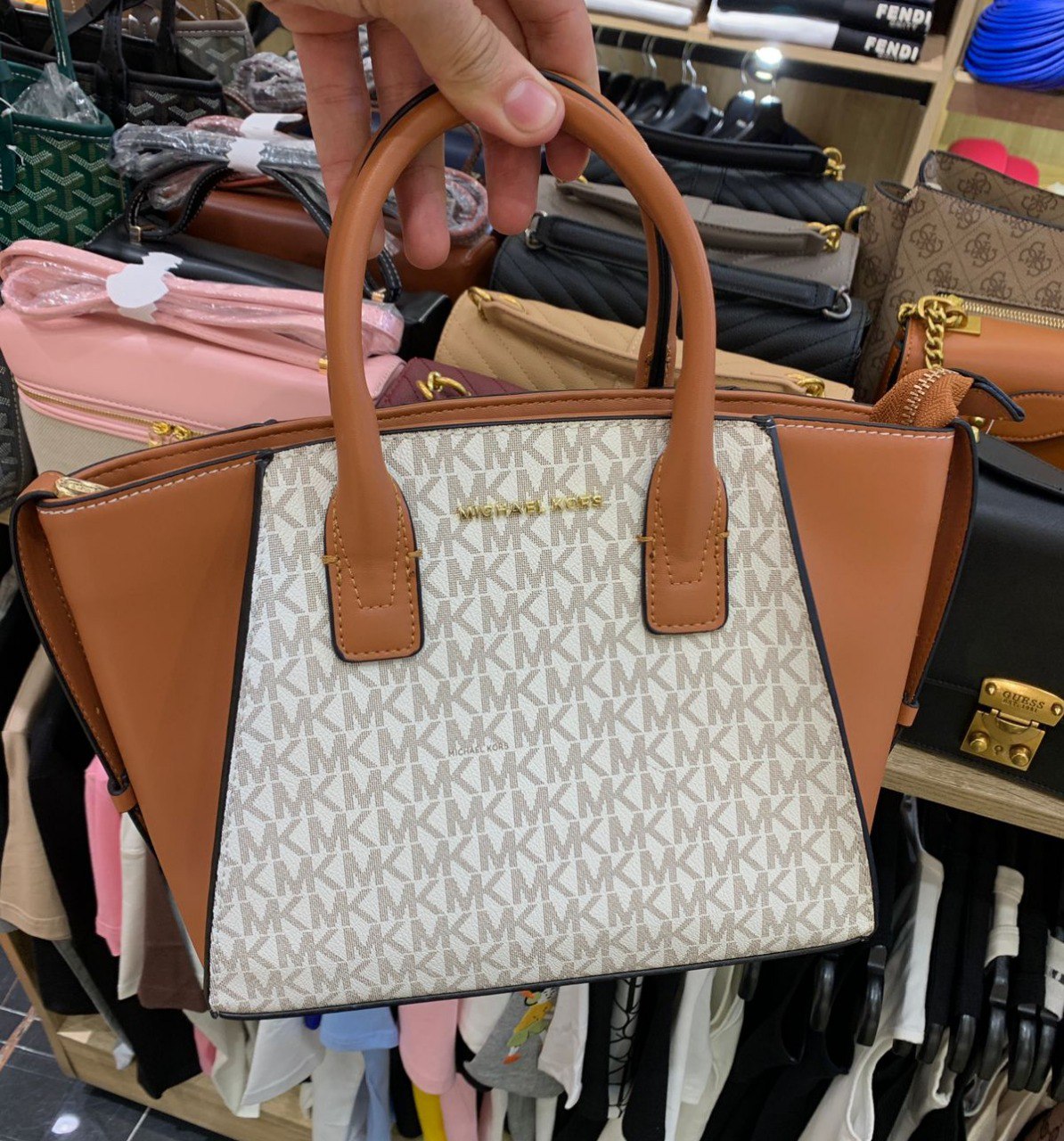 Mich@el Kors Avril Petit sac à main zippé