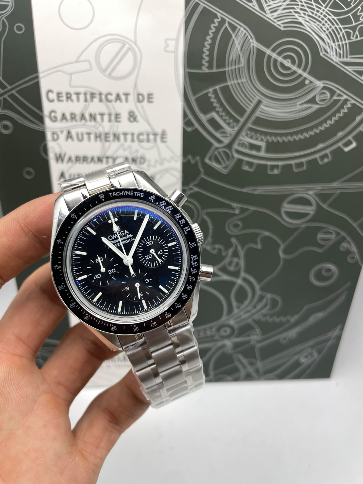 Omega Speedmaster Moonwatch chronographe acier à remontage manuel montre pour hommes