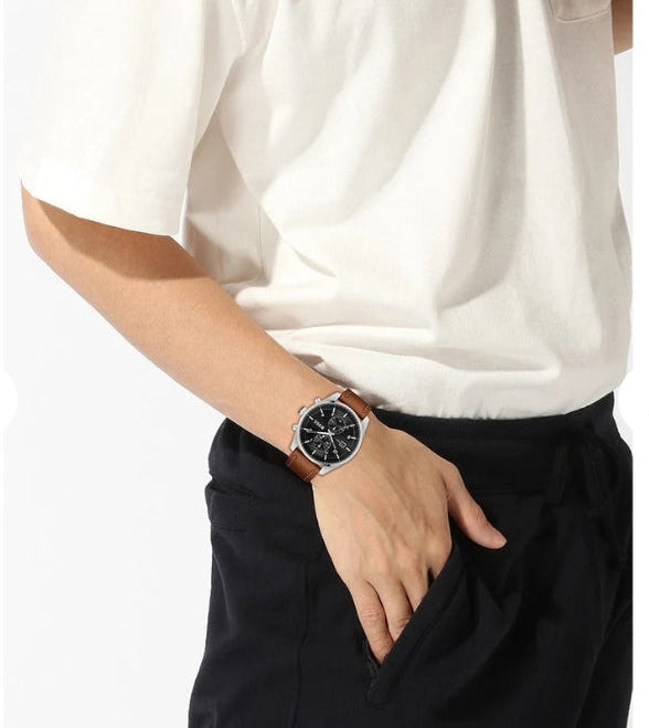 Montre Boss SKYTRAVELLER Montre chronographe à cadran noir et bracelet en cuir marron