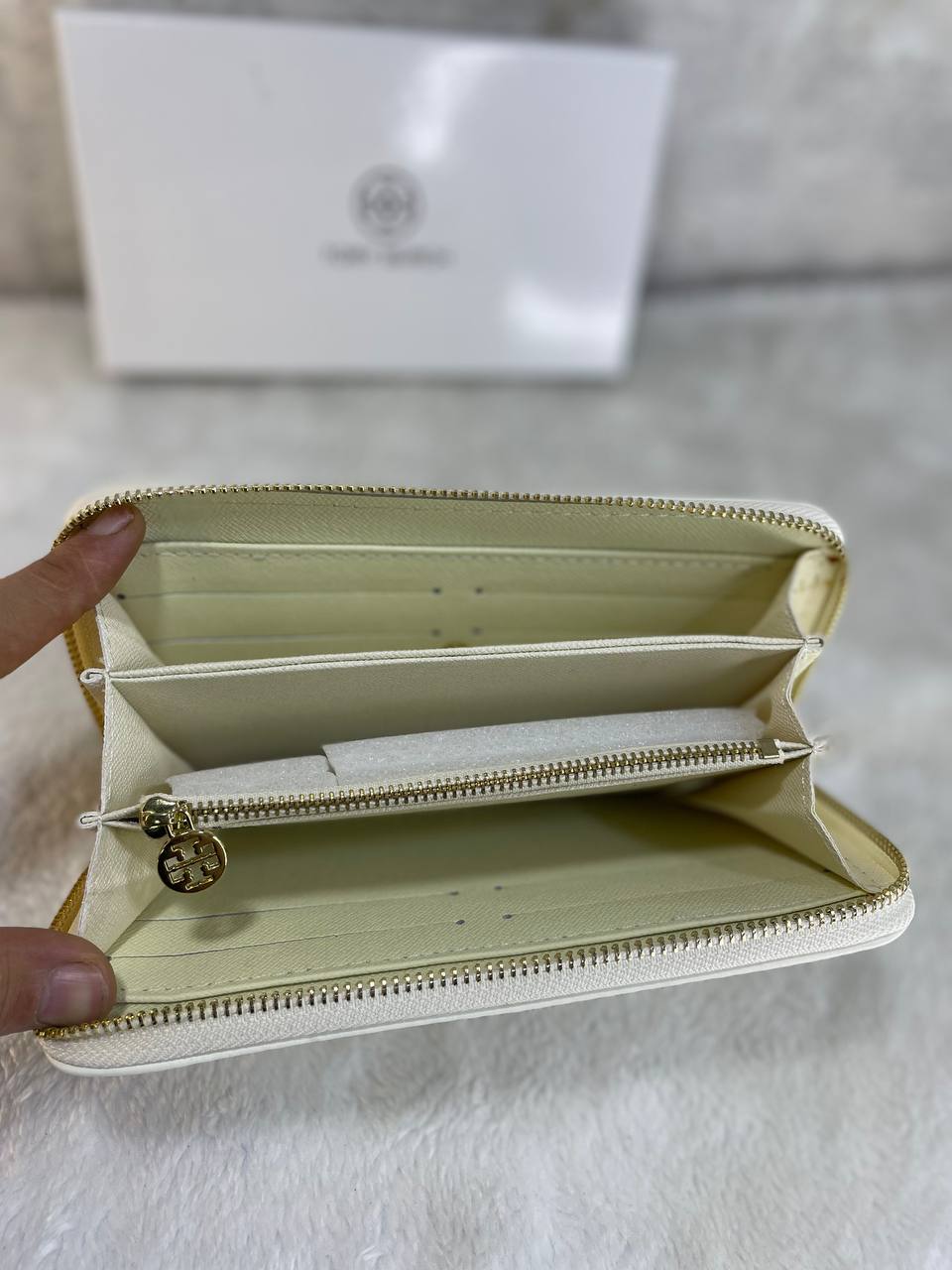 Portefeuille long à chevrons Kira de Torÿ Bûrch Dompet