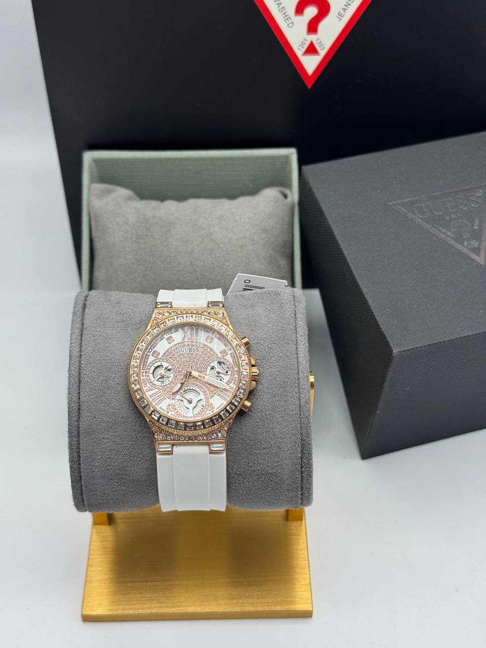 Guess Moonlight White Watch