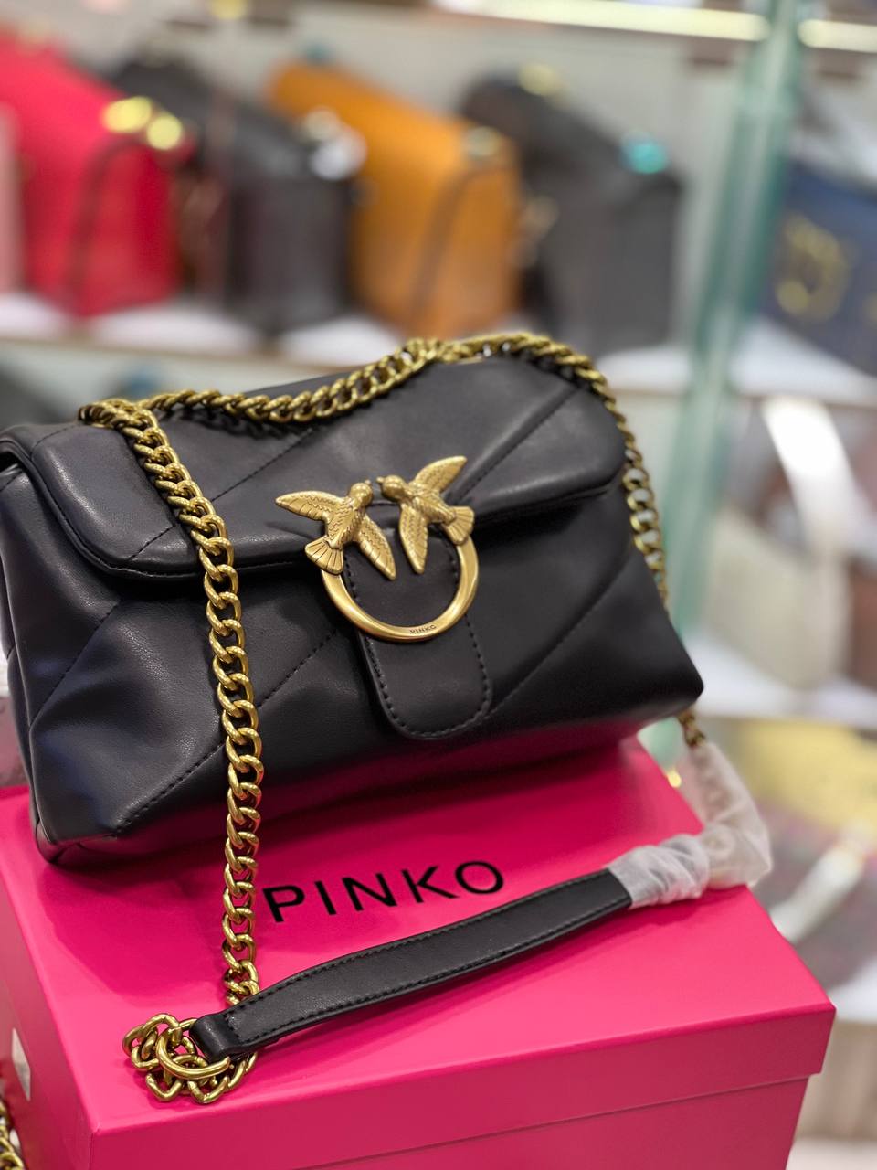 Pïnkô 
Pïnkô Love Mini Puff Bag
