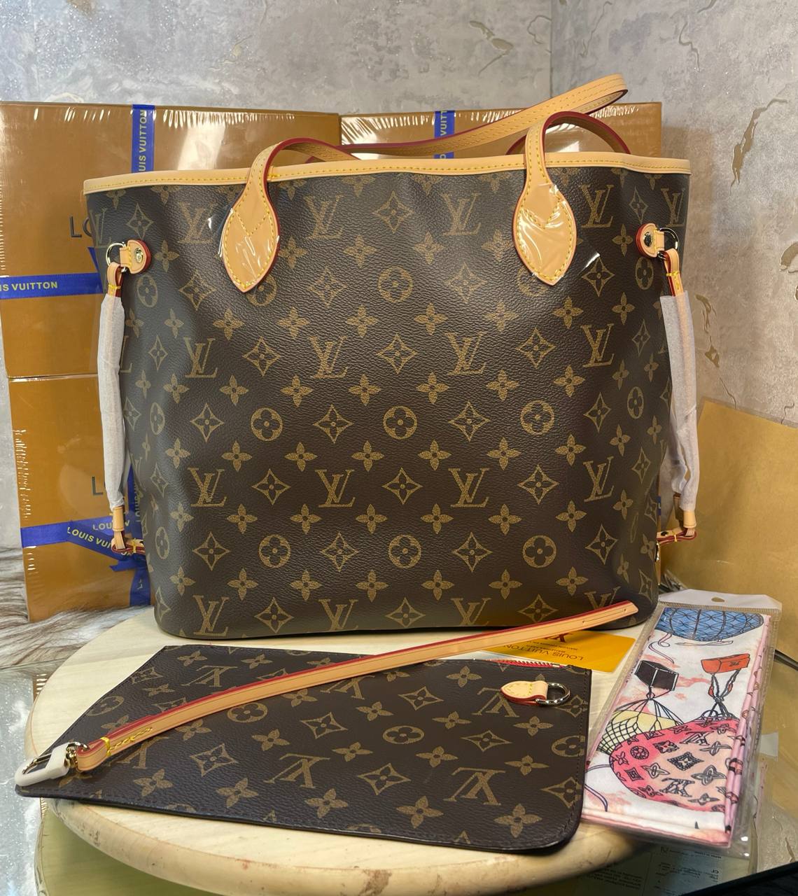 LV Sac Neverfull MM En cuir