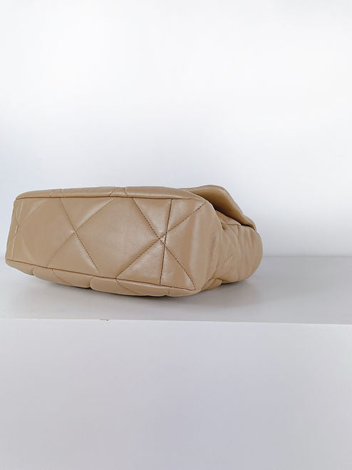 Ch@nel
Sac à main Chanel 19 
Camel