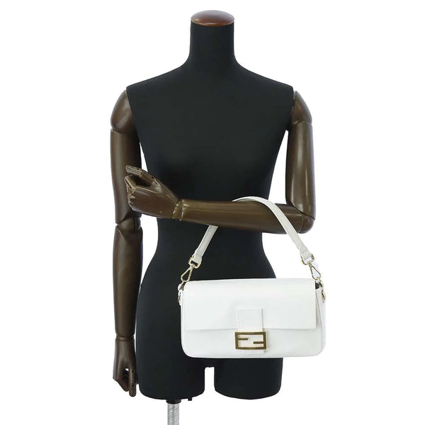 Fêndï Women Baguette Phone Pouch White