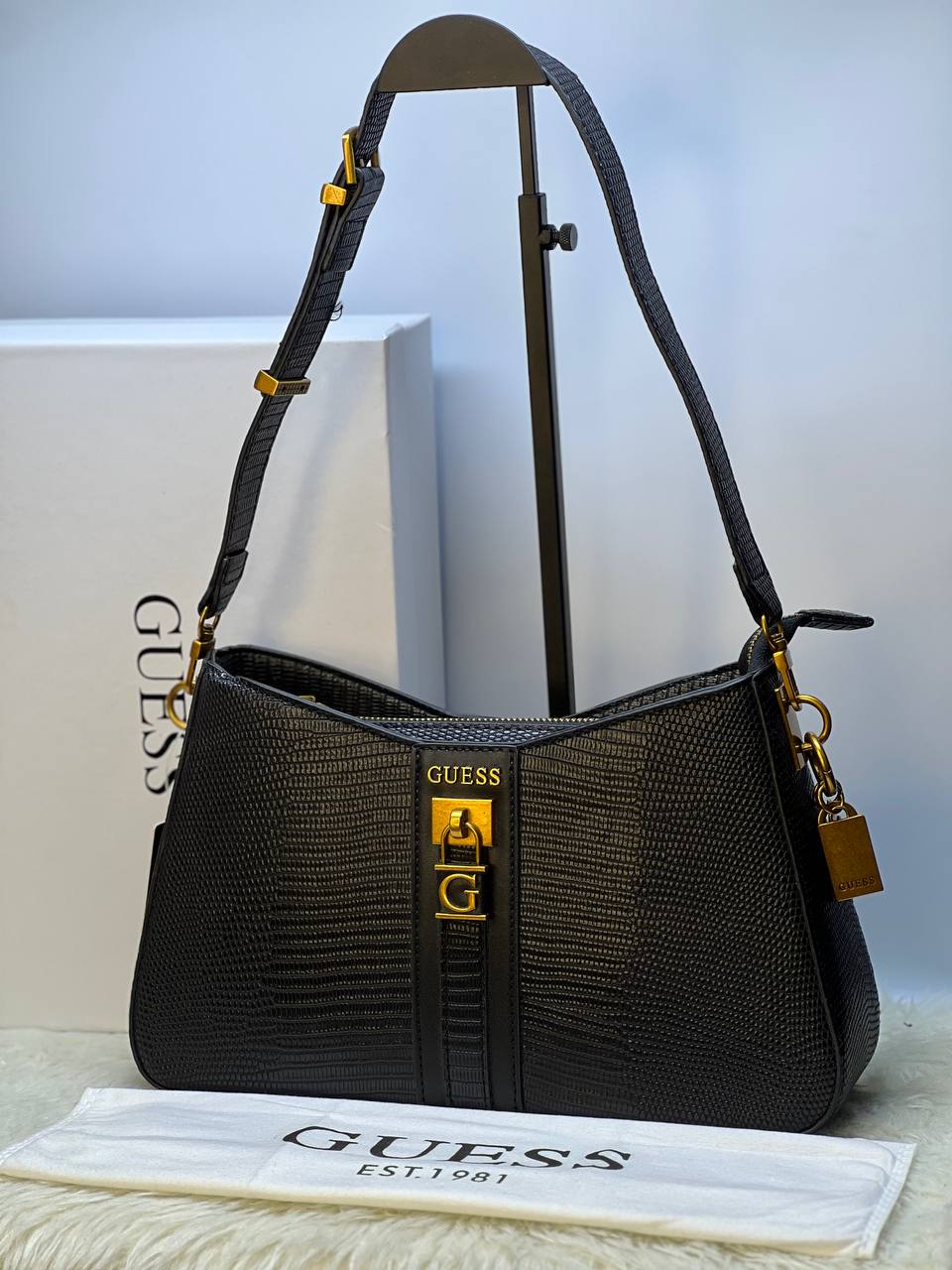 Gûess Ginevra Sac D'Epaule Effet Croco Noir