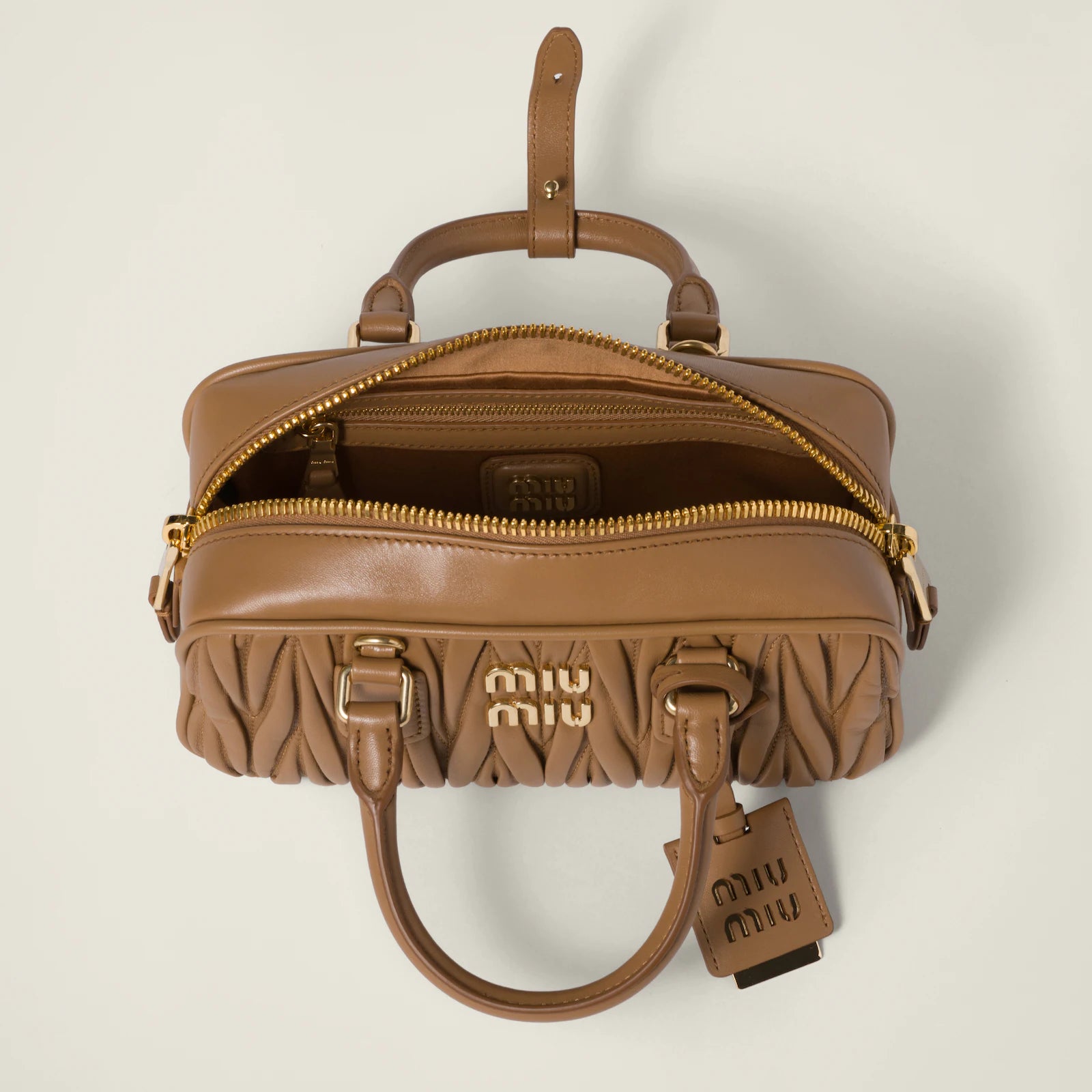 MIÛ MIÜ Sac Arcadie nappa matelassé