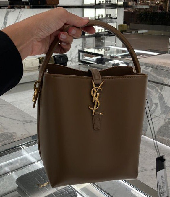 YSL LE 37 brillant LIÈGE FONCÉ