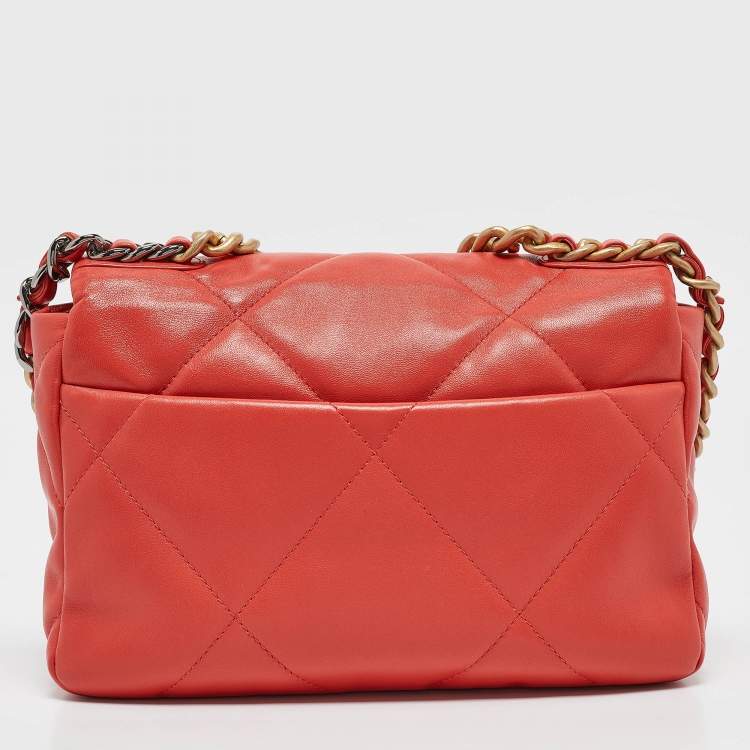 Ch@nel Sac à rabat matelassé orange Chanel 19