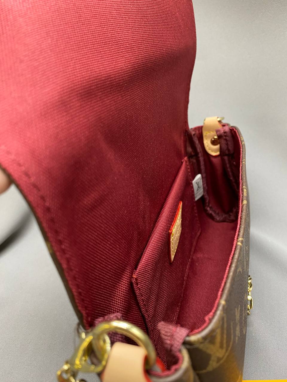 LV Favorite MM Shoulder Bag Brown