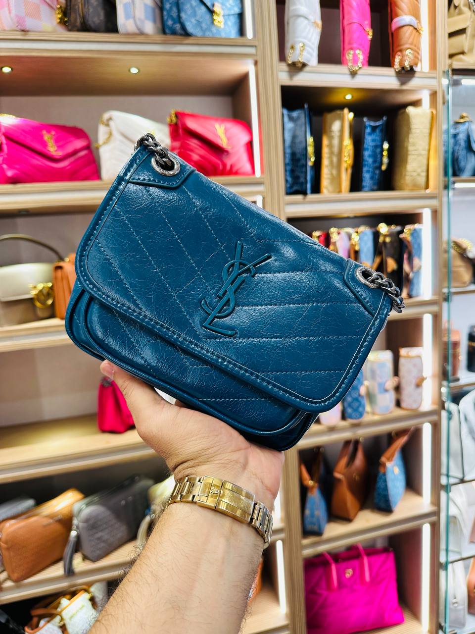 YSL
Medium Niki Shoulder Bag