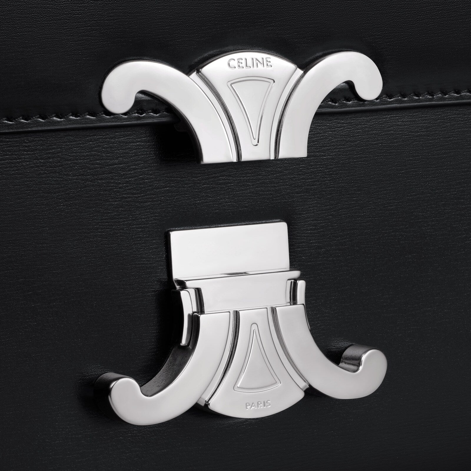 Cêlinë TEEN TRIOMPHE BAG IN shiny calfskin