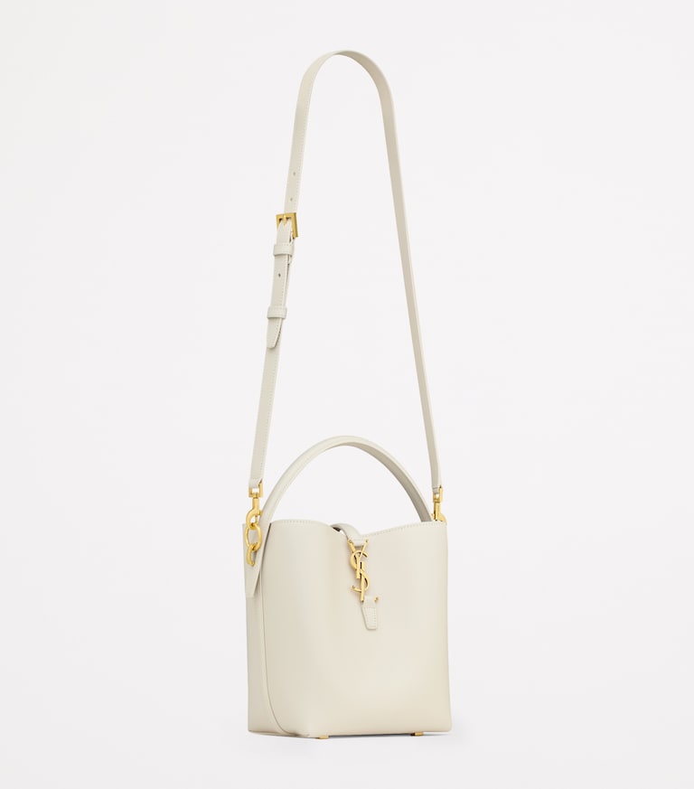 YSL Petit sac seau Le 37 de veau blanc