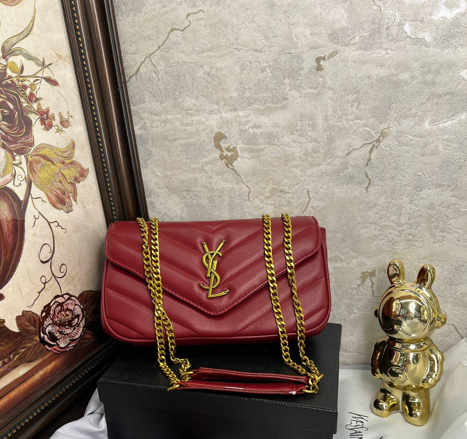 YSL LOULOU SMALL MATELASSÉ
ROUGE CABERNET