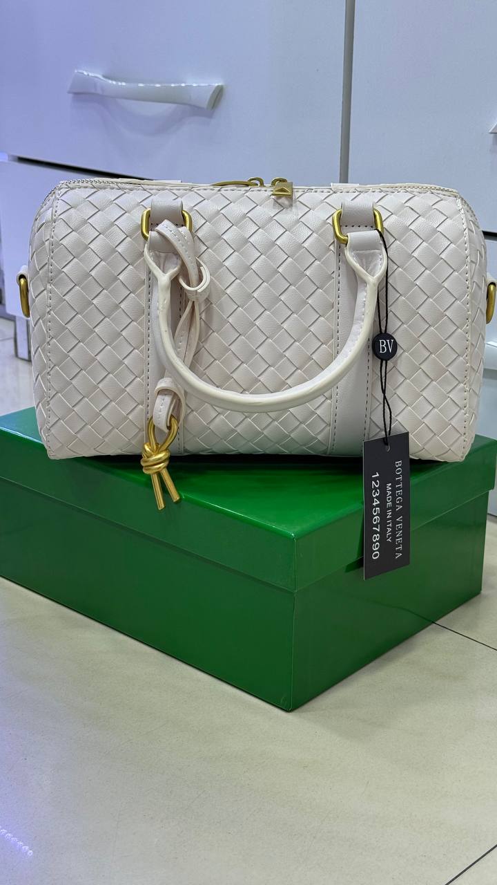Sac à main Bôttëga Classic blanc à poignées supérieures entrelacées