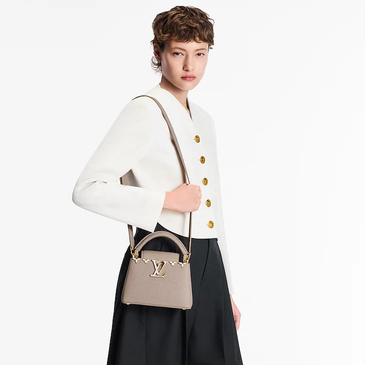 LV Sac Capucines Mini