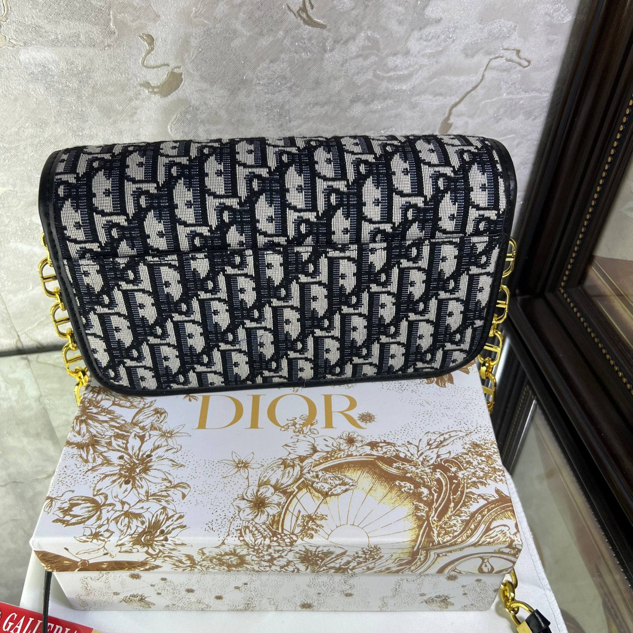 Sac 30 Montaigne Avenue
Toile jacquard Diôr Oblique bleu