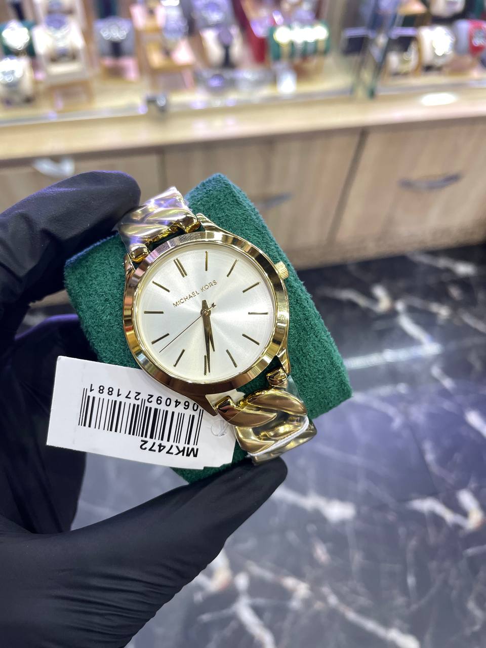 Mich@el Kors
Montre Slim Runway dorée à maillons gourmette