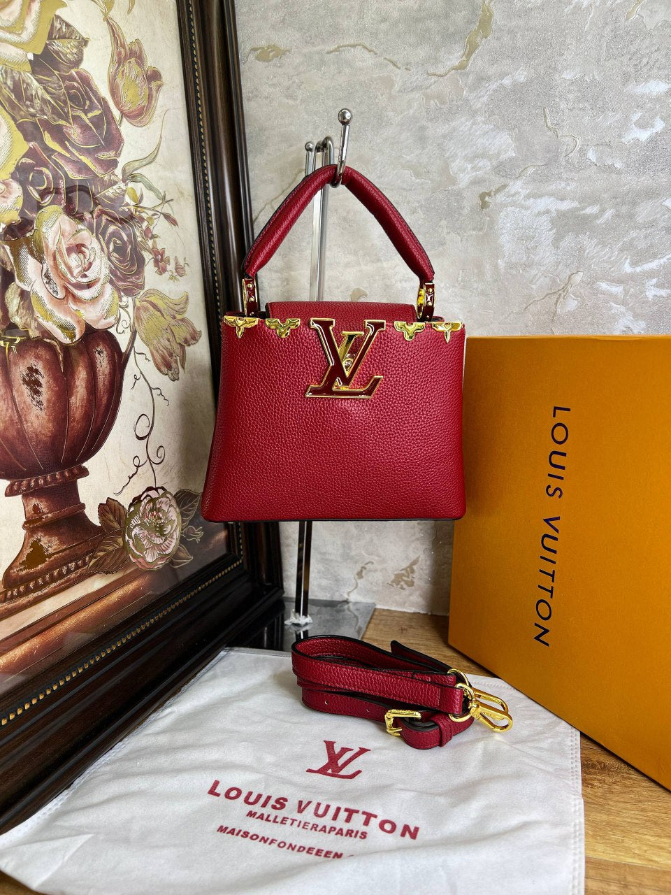LV Sac Capucines BB