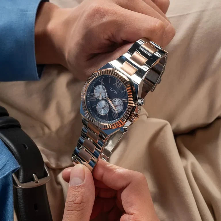 Guess Montre multifonctionnelle bicolore et marine