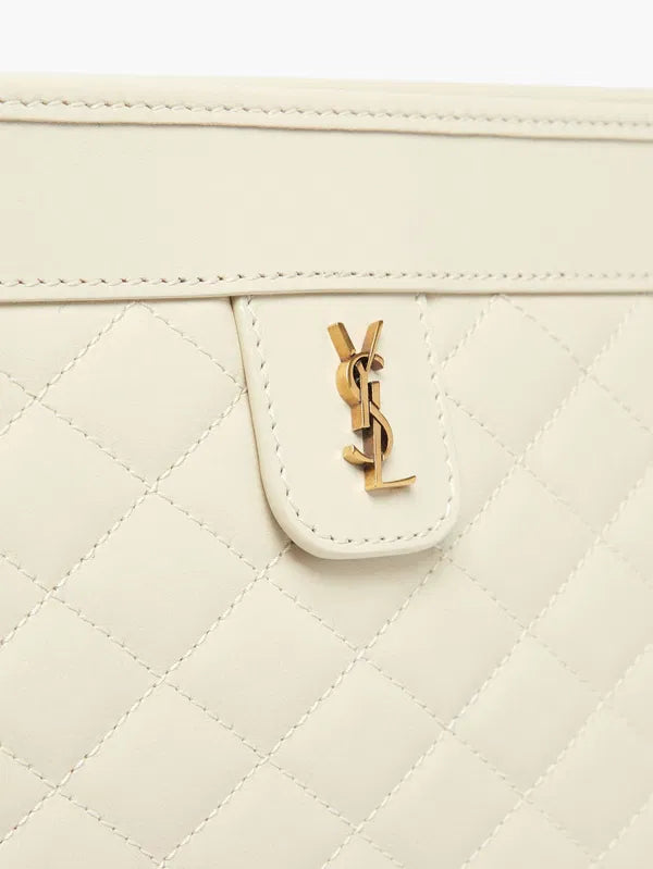 S@INT L@URENT
Victoria Quilted Shoulder Bag