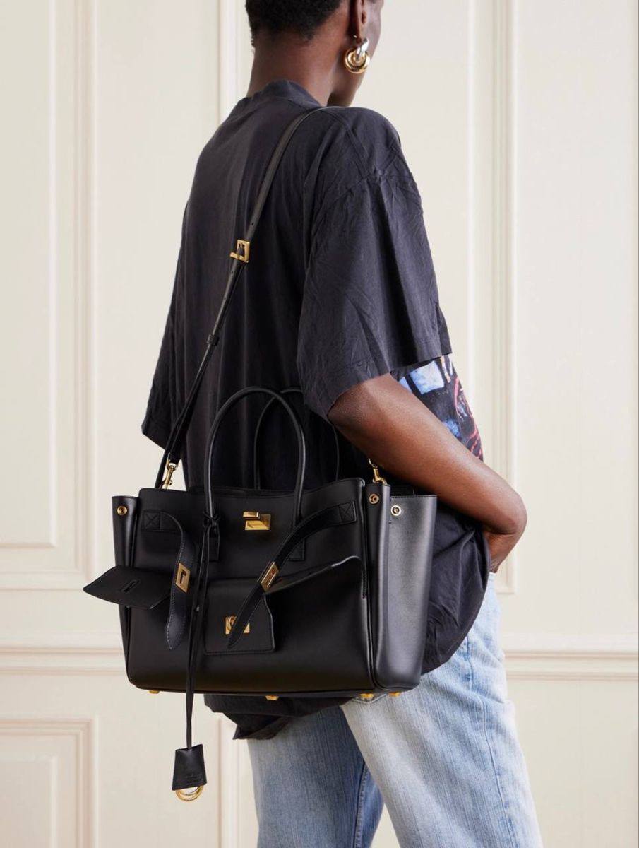 B@lenciaga
mini sac à main Bel Air