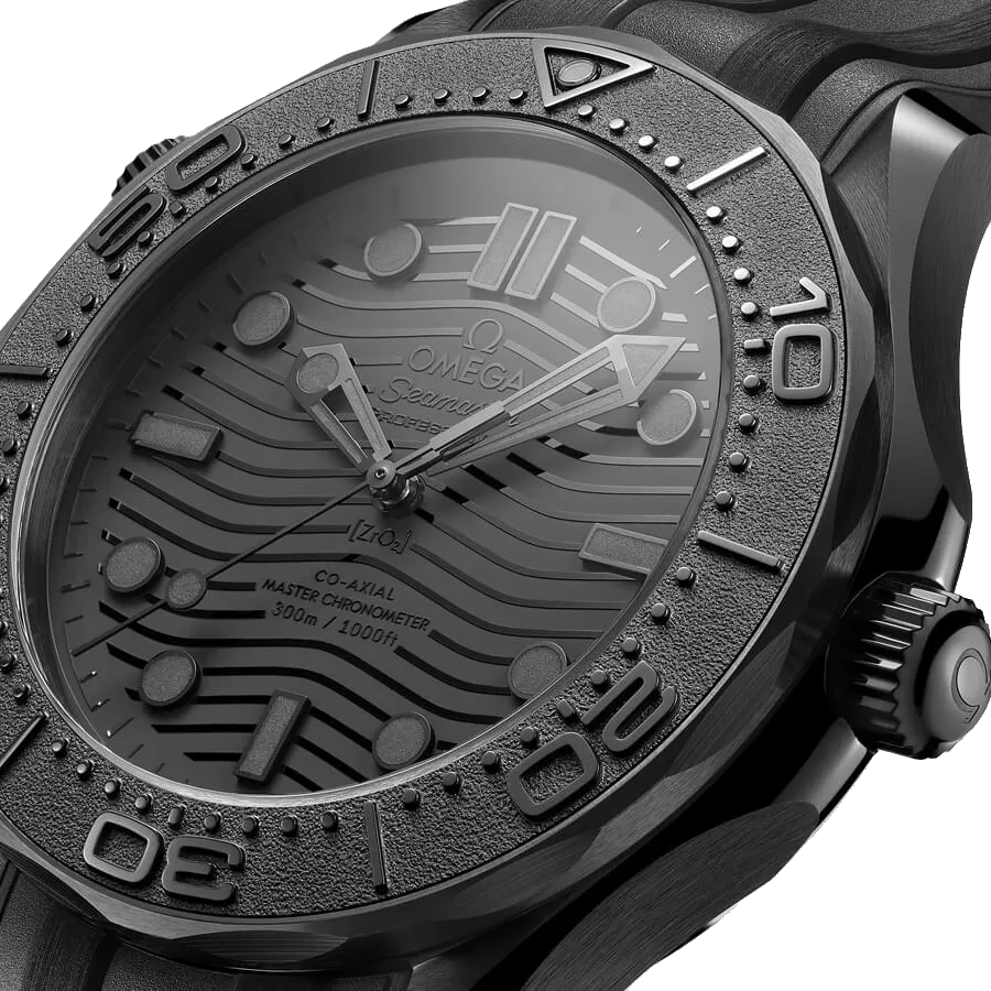 Montre Omega Seamaster Diver 300 Co-Axial Master Chronometer Céramique cadran noir bracelet caoutchouc noir 43,5 mm