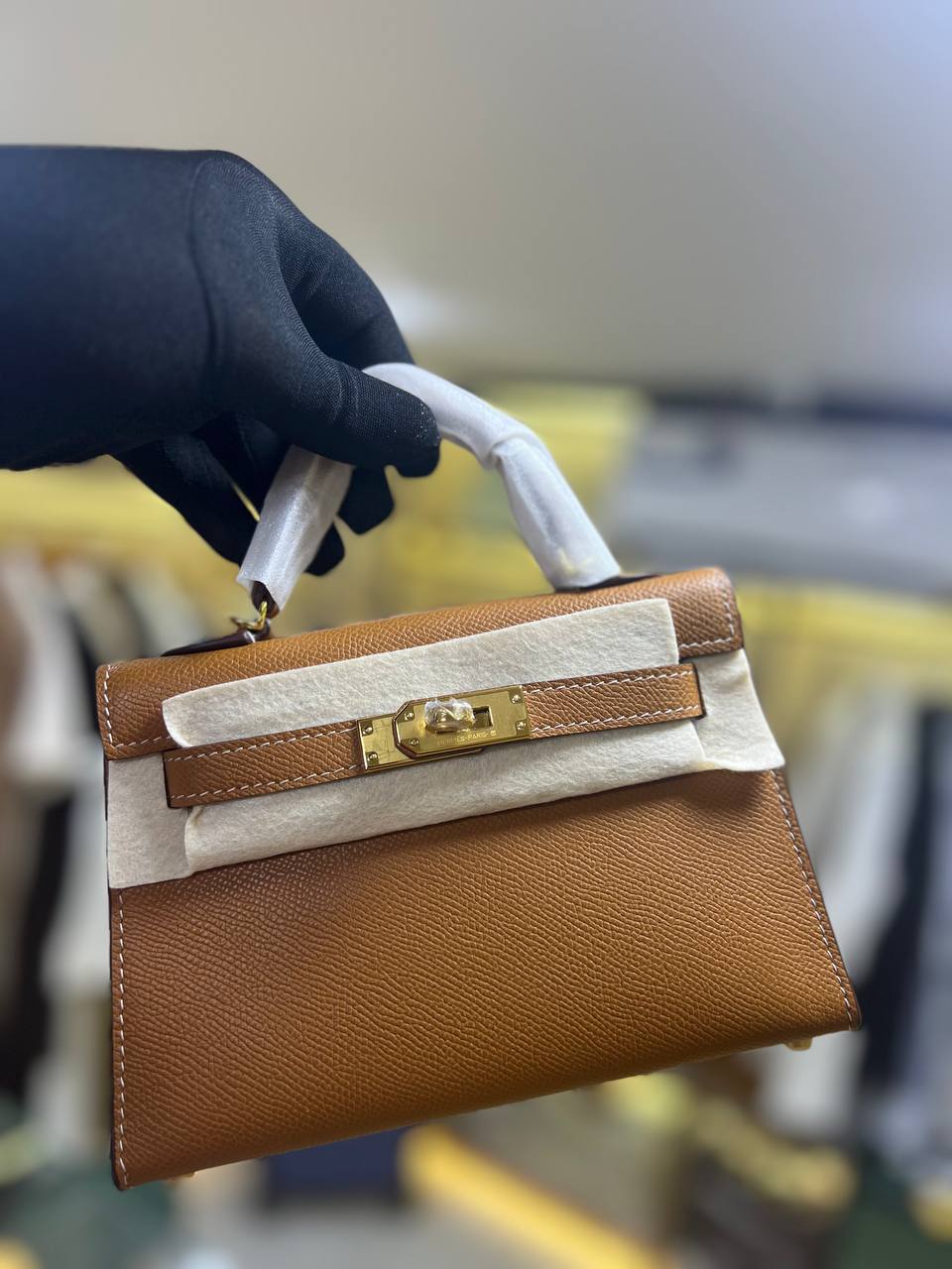 Hermès
Kelly Mini Epsom Gold