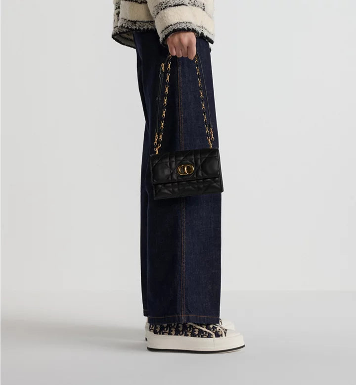 Diôr Mini sac Miss Caro
d'agneau Macrocannage noir