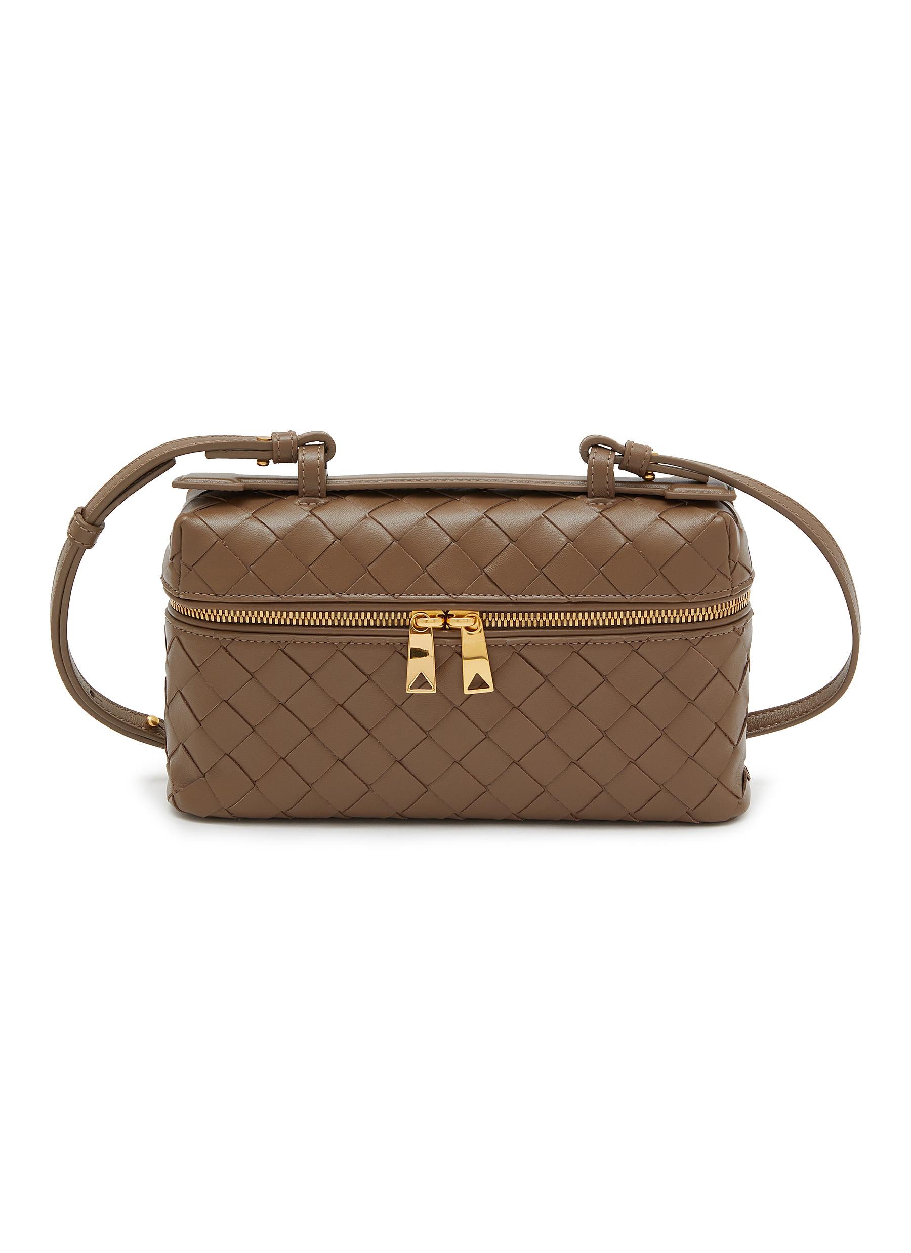 BÔTTÊGA VËNÊTA Bang Bang Vanity Case Sac intrecciato
