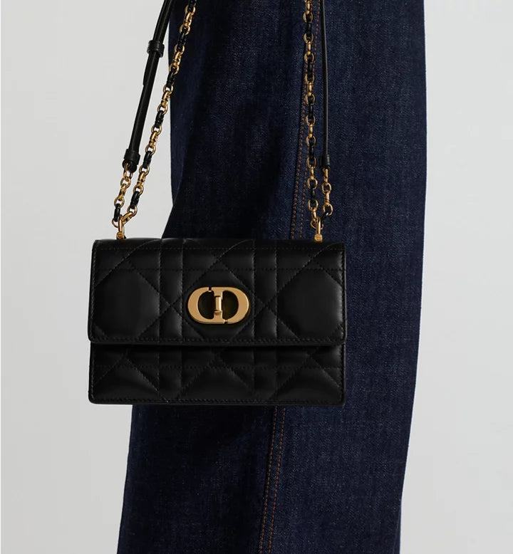 Diôr Mini sac Miss Caro
d'agneau Macrocannage noir