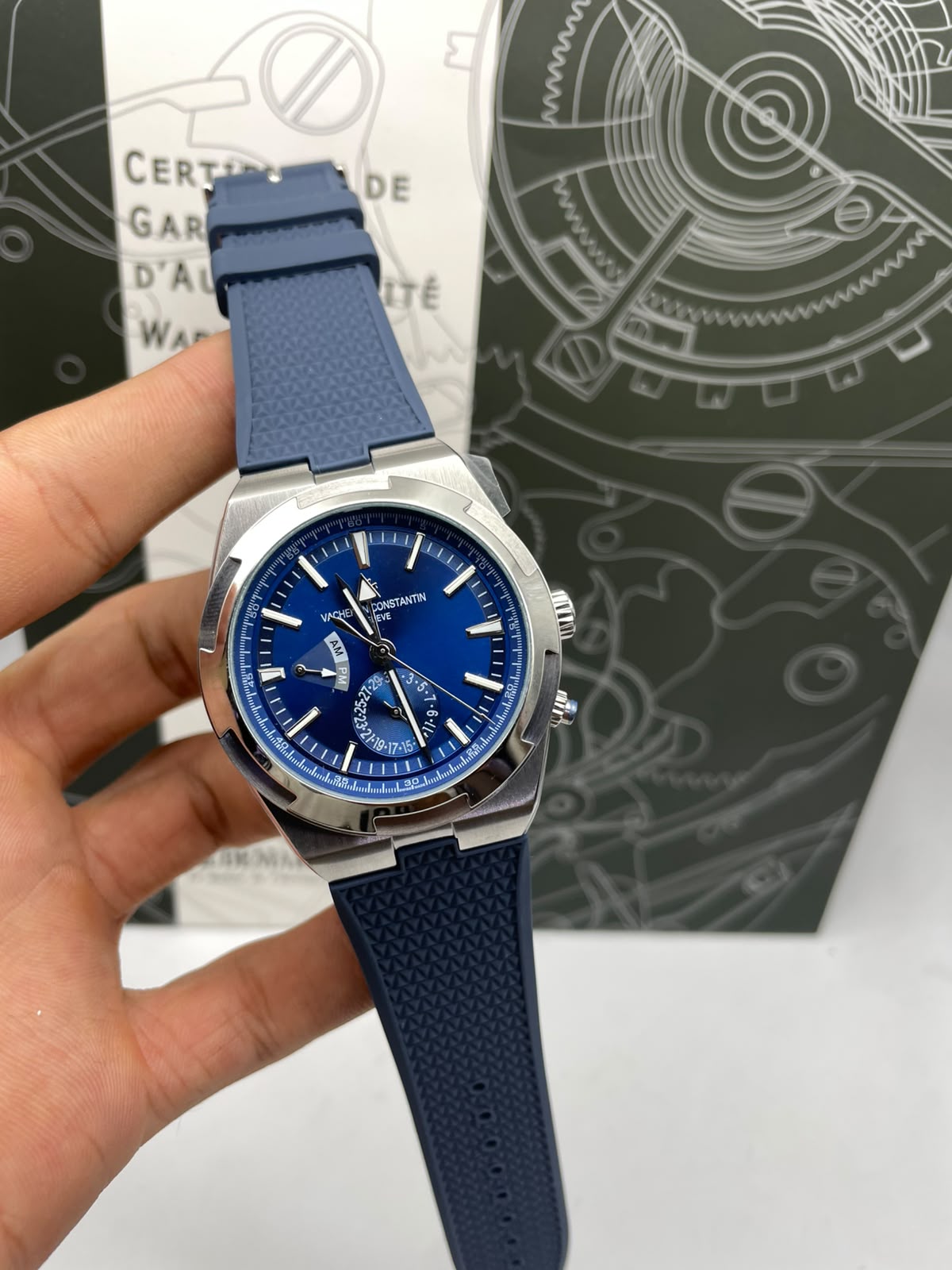 Overseas Dual Time 41mm Blue Dial Men's Automatic Bracelet Watch