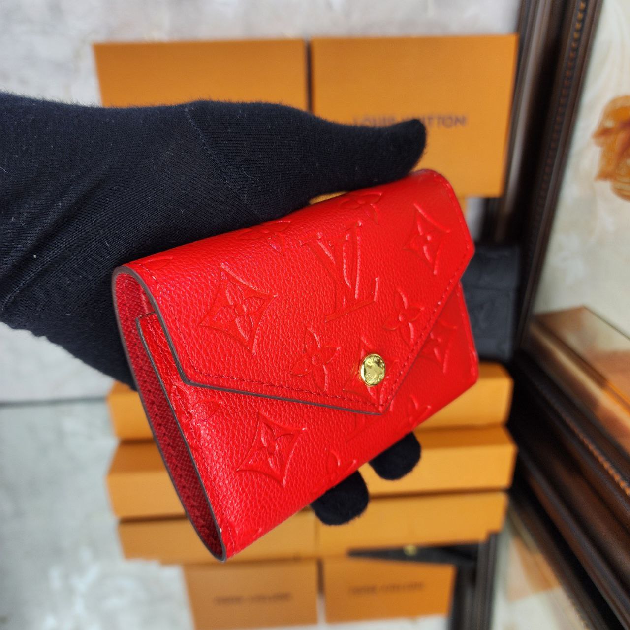 LV Cartera Victorine