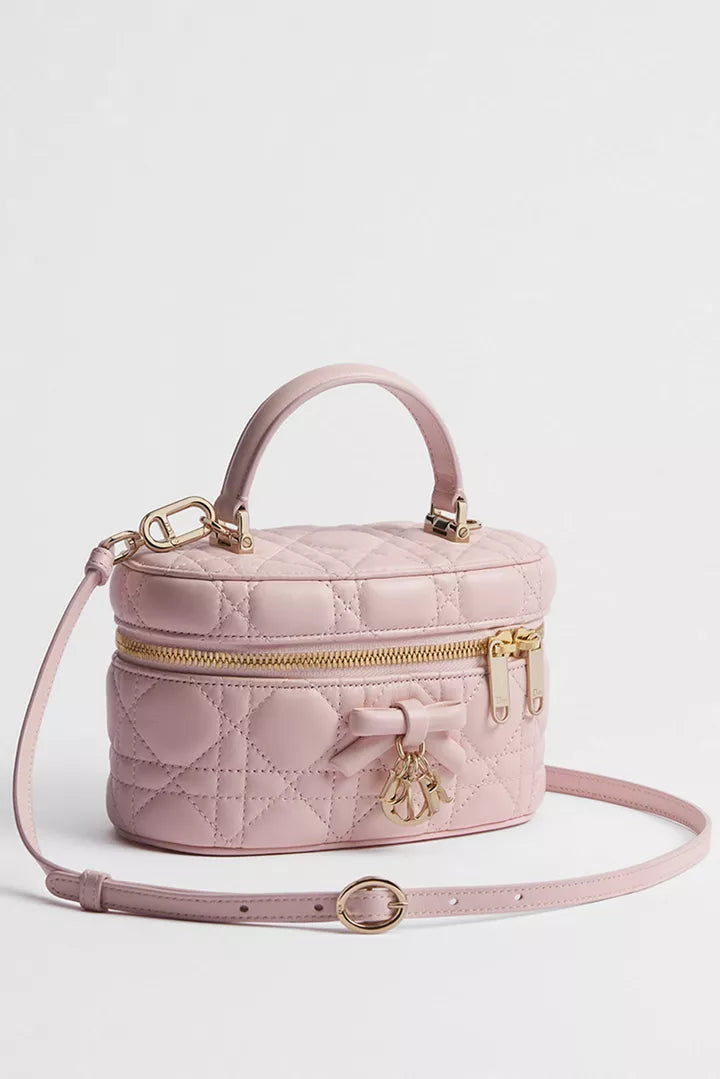 Dior Mini vanity
Cuir d'agneau Cannage rose Soupir