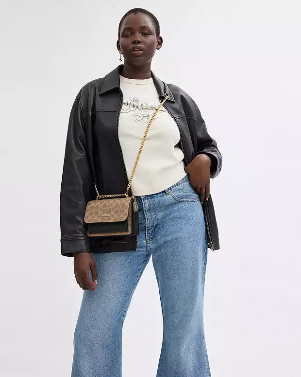 Co@ch Mini sac à porté-croisé Klare en toile signature