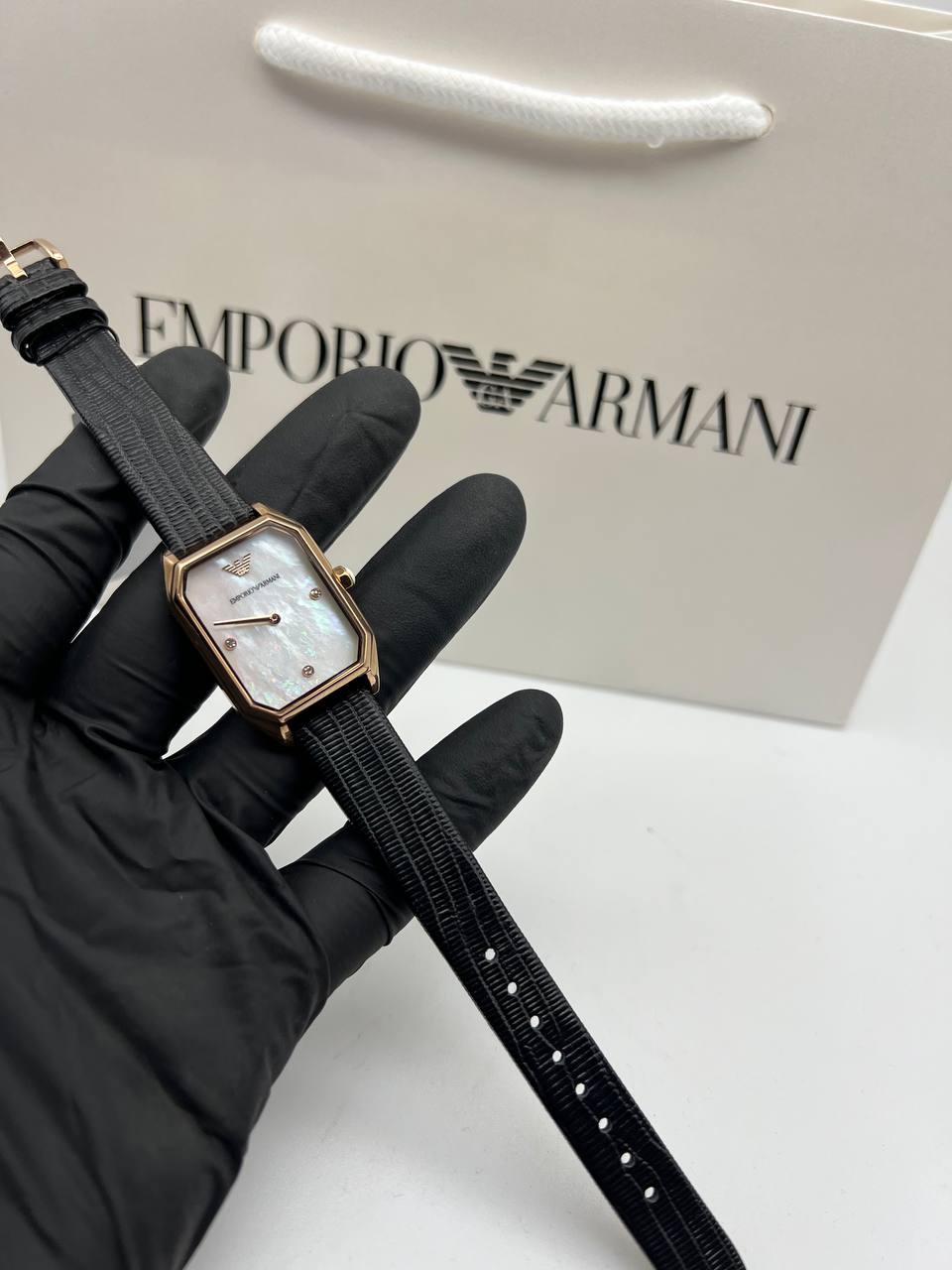 Montre Emporio Armani Pour Femme, AR11390