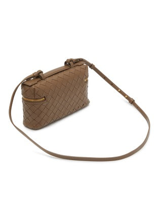 BÔTTÊGA VËNÊTA Bang Bang Vanity Case Sac intrecciato