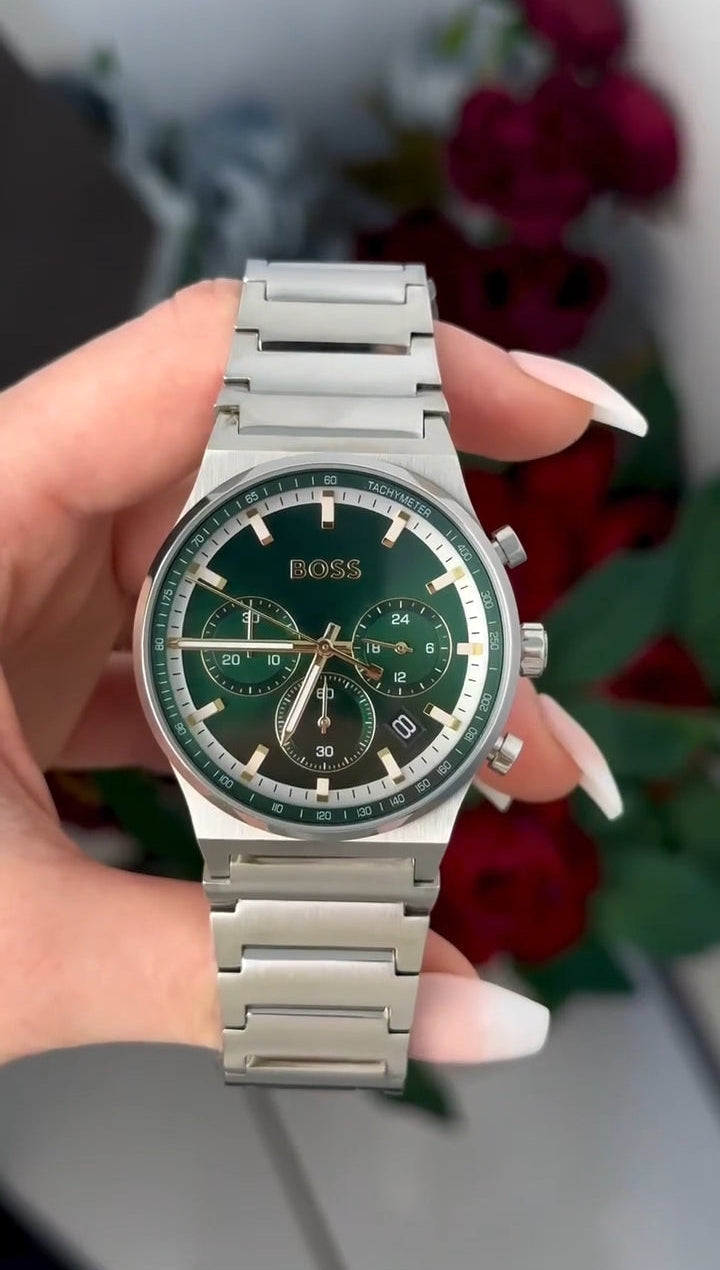 Montre chronographe à cadran vert en acier argenté
