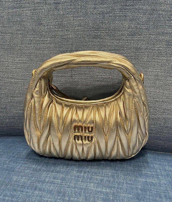 Miu Miu Wander matelassé hobo mini-bag