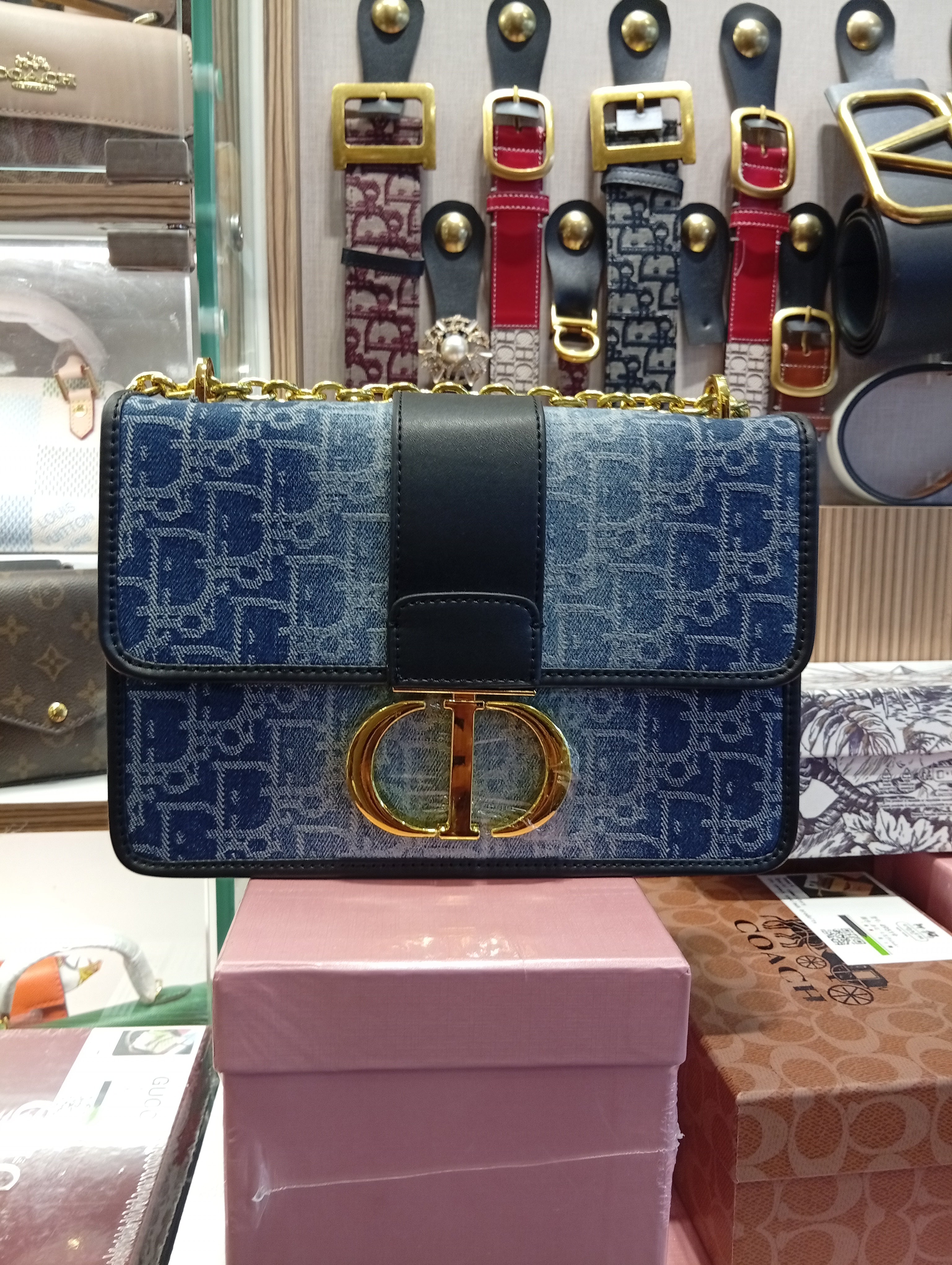 Diôr 2024 Spring Men’s Collection New Products bag