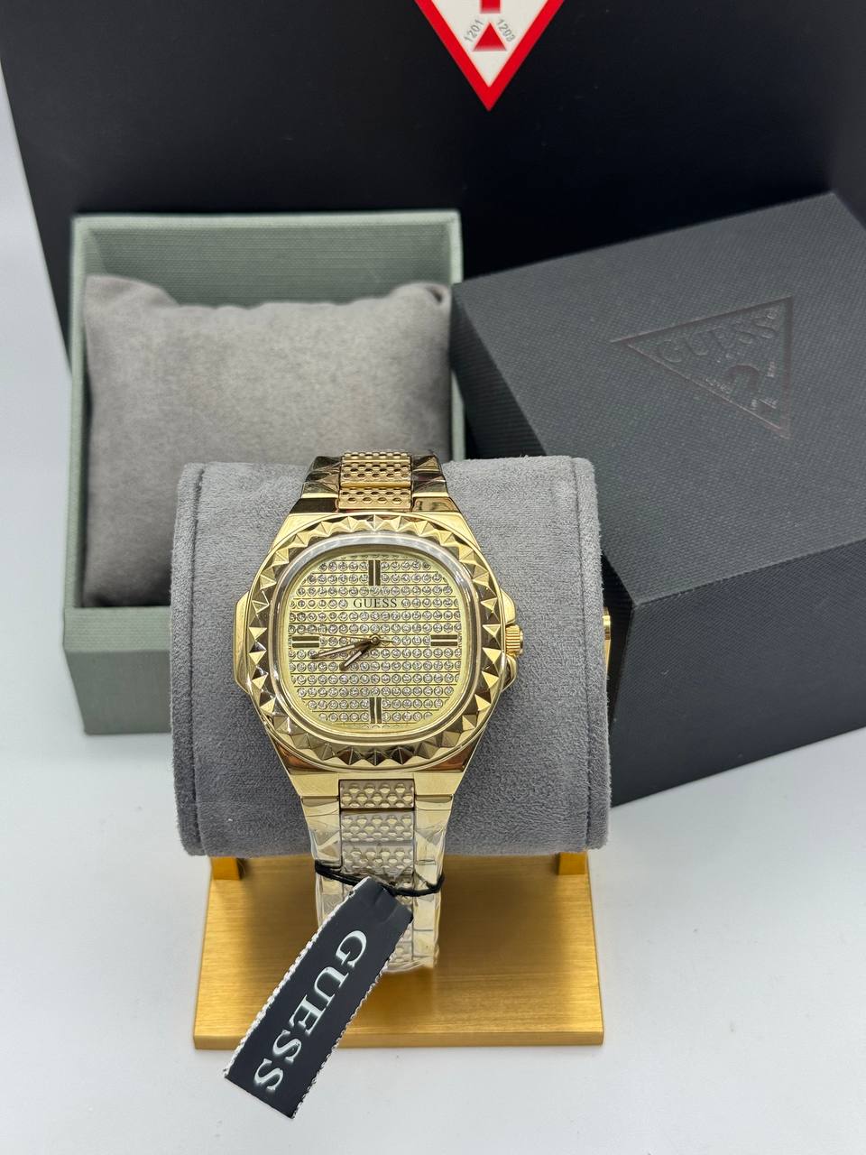 GUESS 
Femmes Montre Or