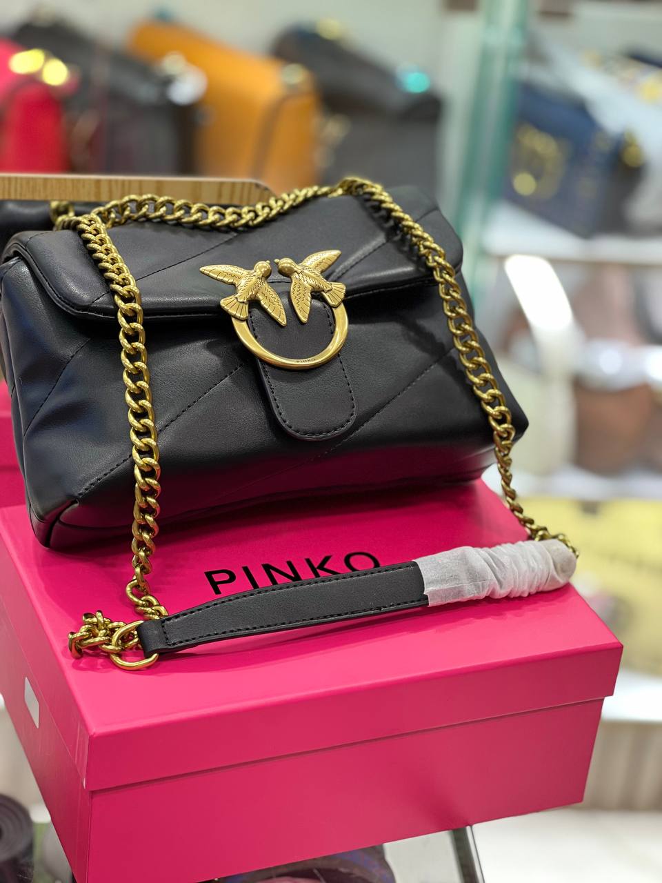 Pïnkô 
Pïnkô Love Mini Puff Bag