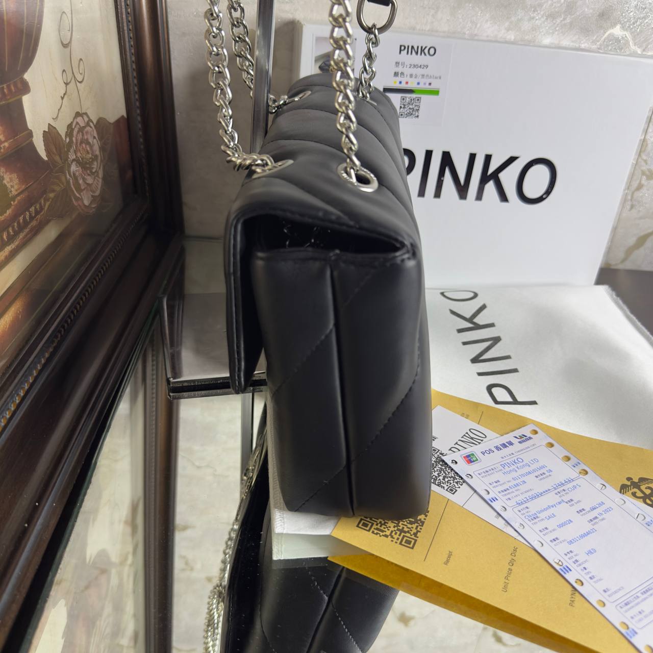 Pïnkô 
Pïnkô 'Love Big Puff' Crossbody Bag