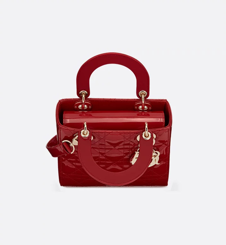 Sac Ladÿ Diôr Small de veau Cannage verni rouge cerise