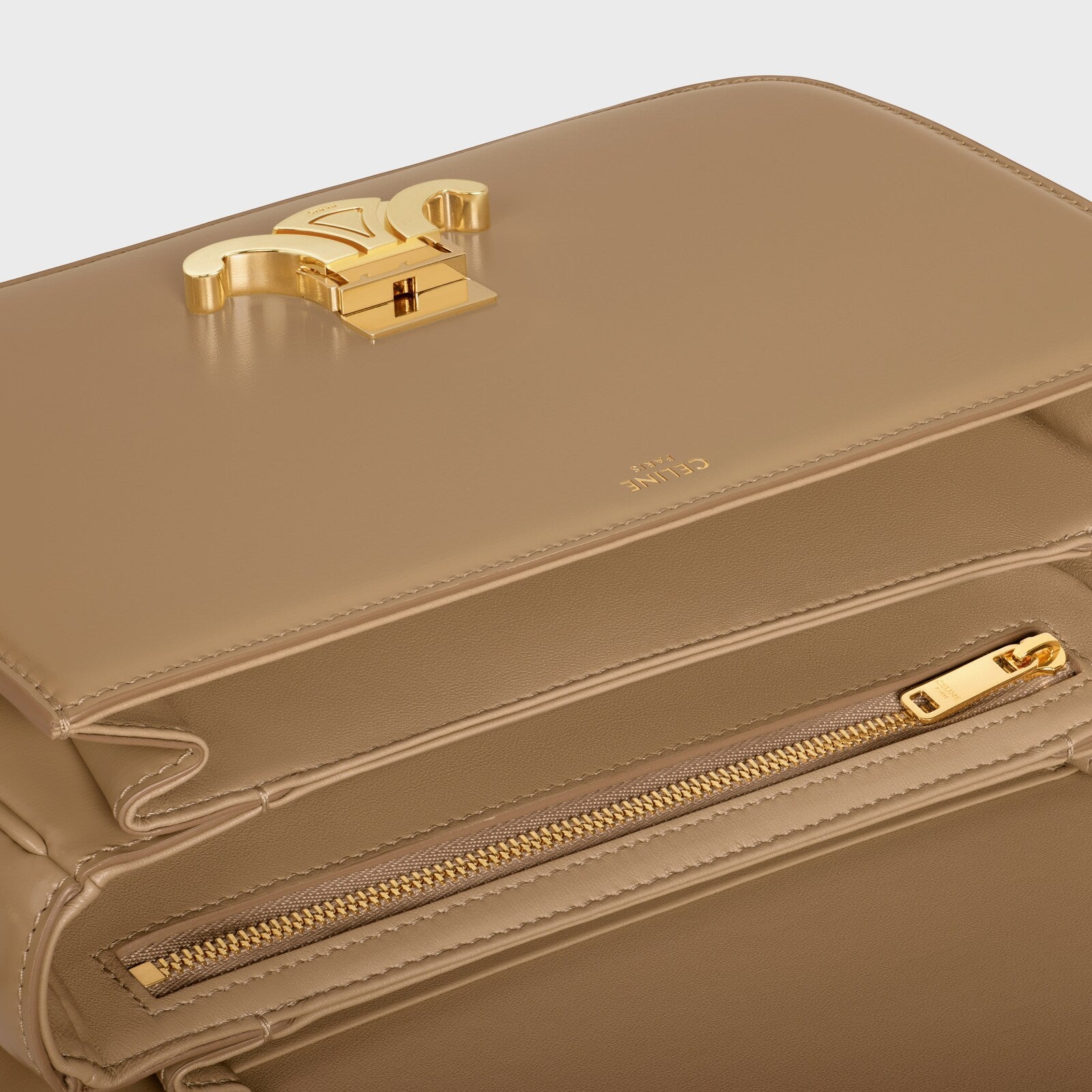 Cêlinë CLASSIQUE TRIOMPHE BAG IN shiny calfskin