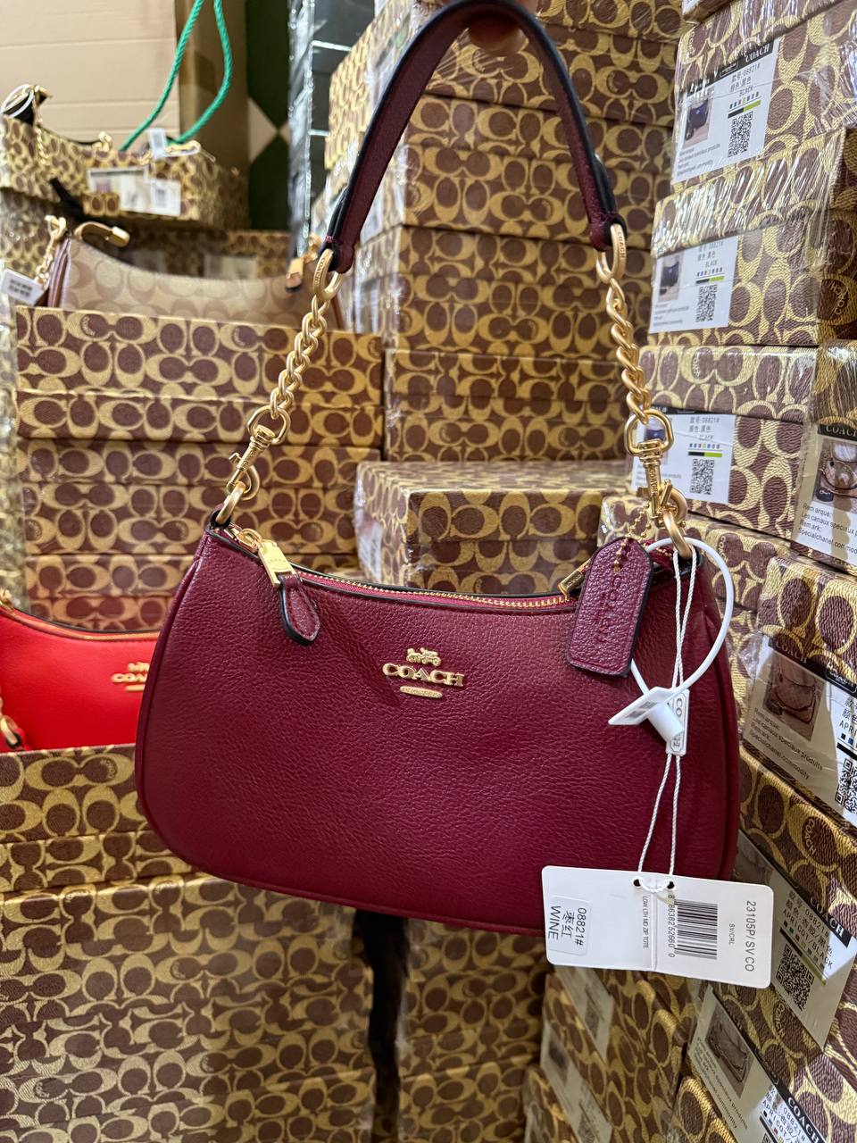 Co@ch Sac à porté-épaule Teri avec breloque boucle