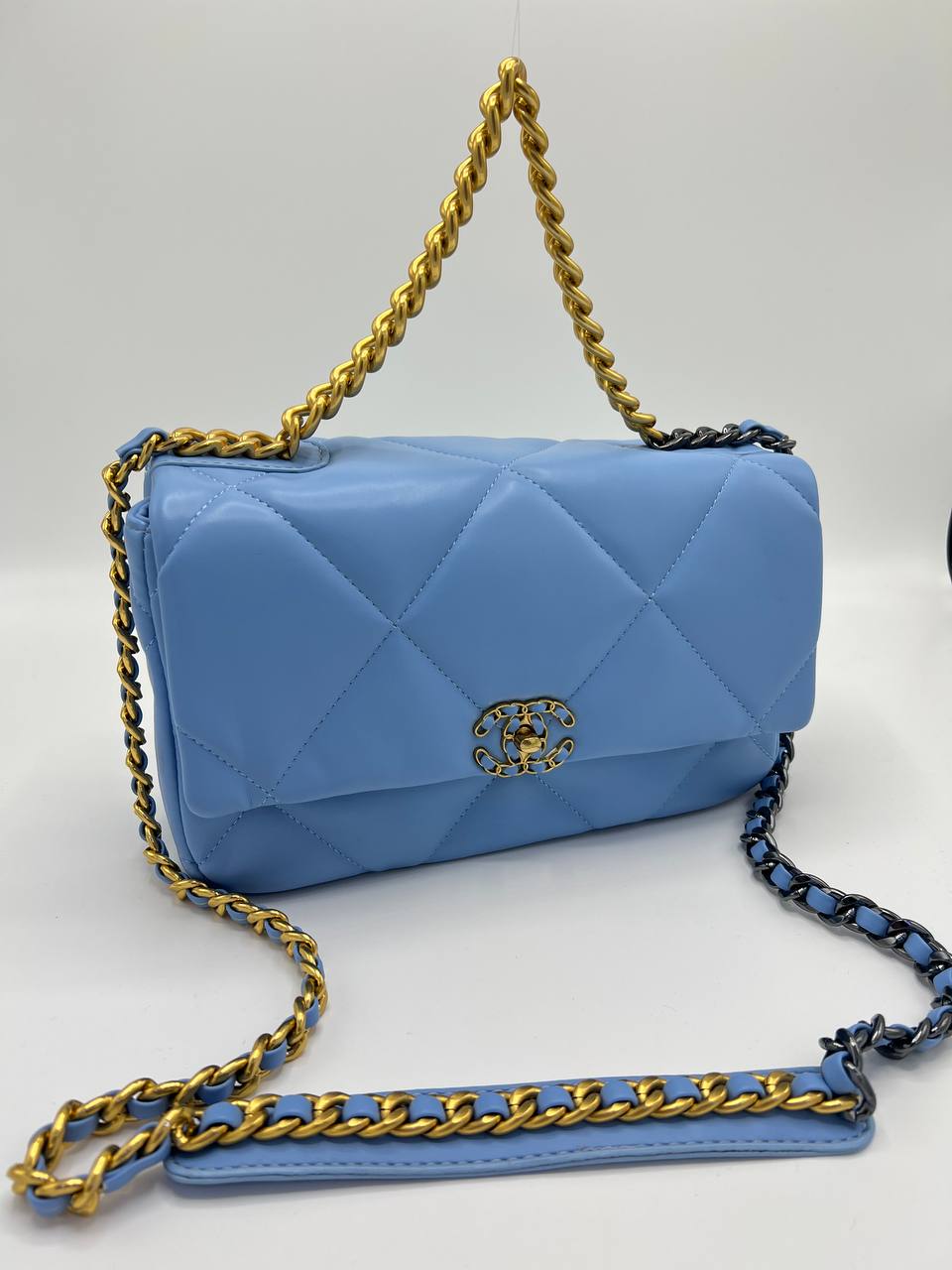 Ch@nel 19 Small Blue Mixed Hardware