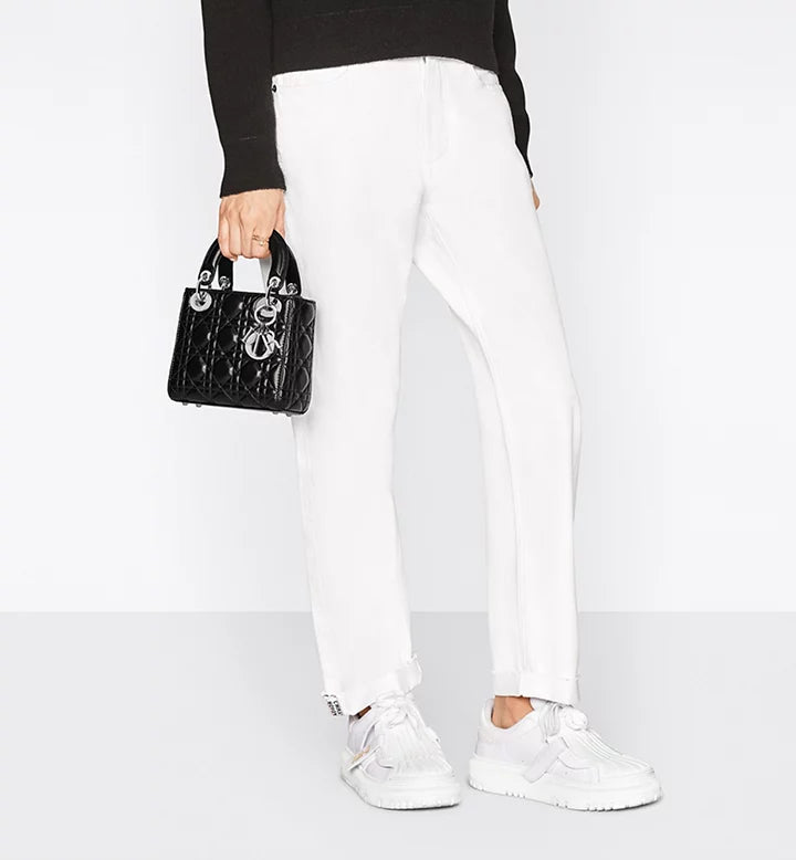 Sac Ladÿ Dior Mini
Cuir d'agneau Cannage noir