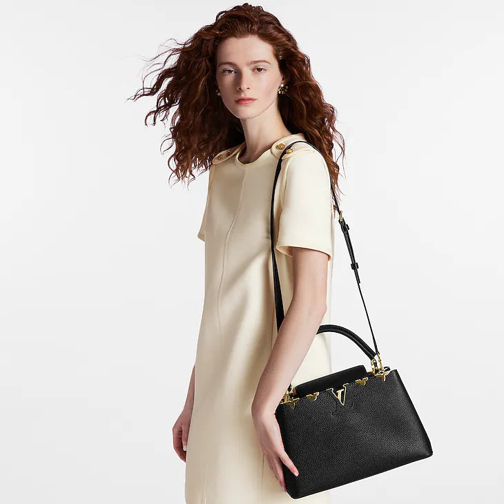 LV Sac Capucines BB