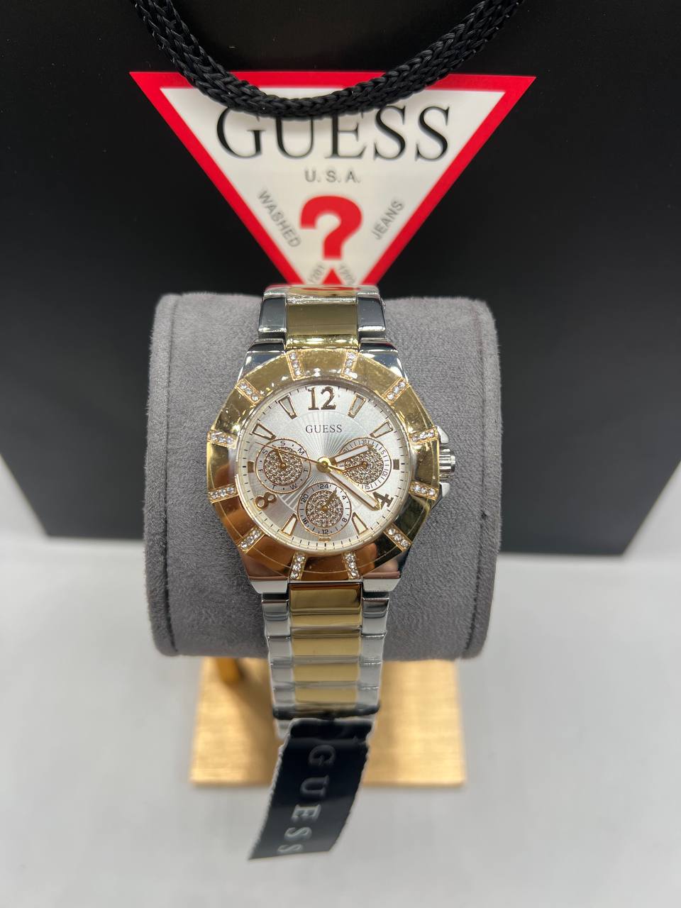 Montre GUESS Pour Femme GW0616L2